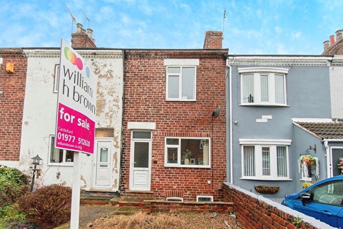 2 Bedroom Terraced House For Sale In Cemetery Road, Normanton, WF6