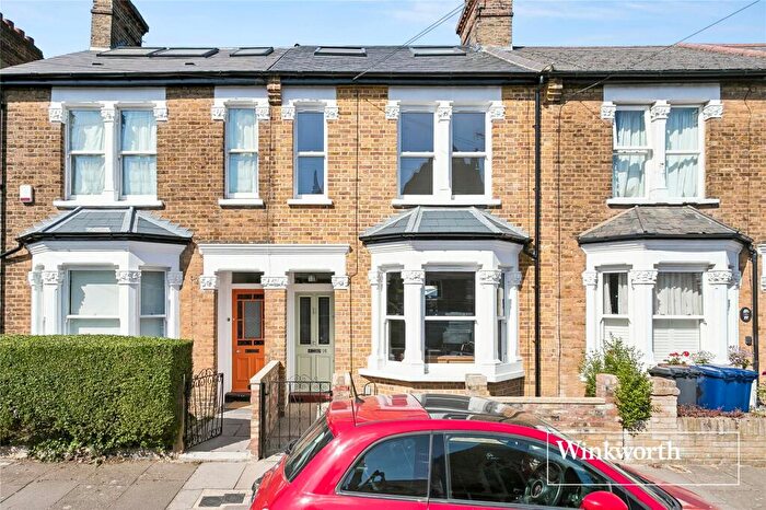 4 Bedroom Terraced House For Sale In Thornton Road, High Barnet, EN5
