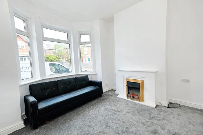 2 Bedroom Semi Detached House For Sale In Shakespeare Crescent, Eccles, M30