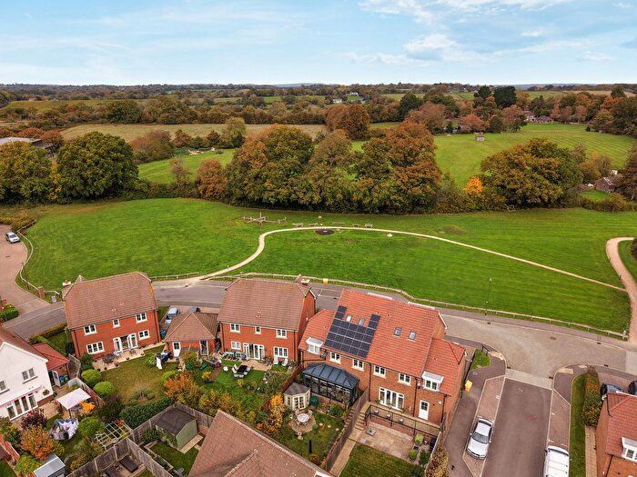 5 Bedroom Semi-detached House For Sale In Watermeadow Lane, Storrington, RH20