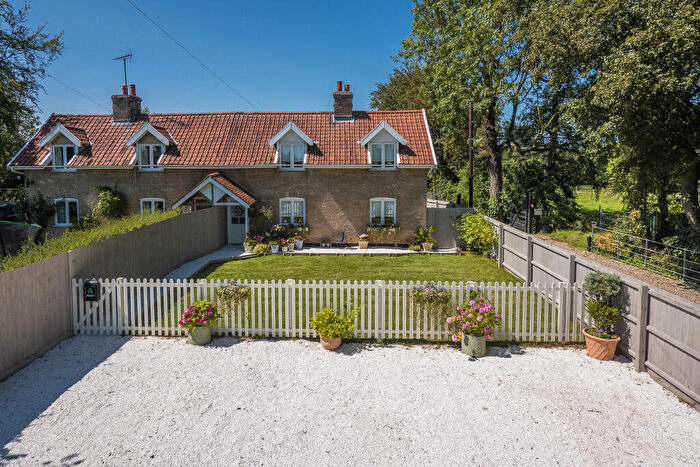 3 Bedroom Semi-Detached House For Sale In Thorpe Morieux, Bury St. Edmunds, Suffolk, IP30