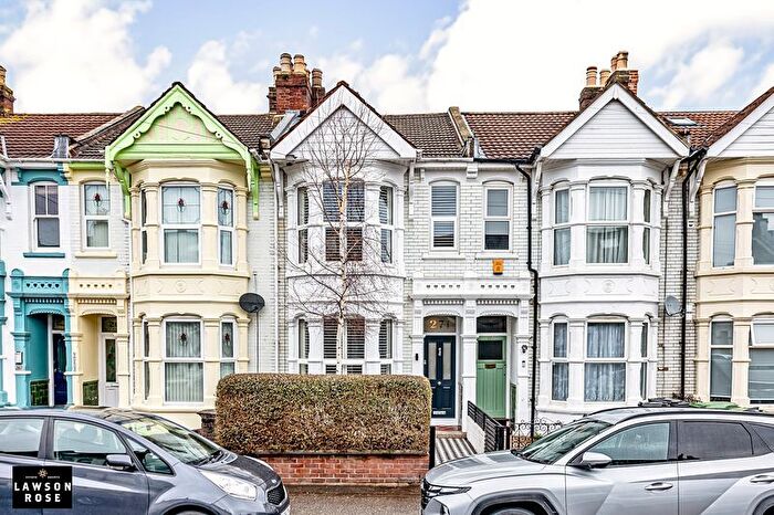 3 Bedroom Terraced House For Sale In Laburnum Grove, Portsmouth, PO2