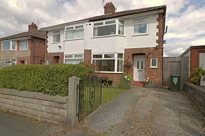 3 Bedroom Semi-Detached House To Rent In Thornleigh Drive, Ellesmere Port, CH66
