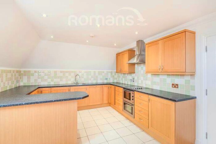 2 Bedroom Apartment To Rent In Reading Road, Winnersh, RG41