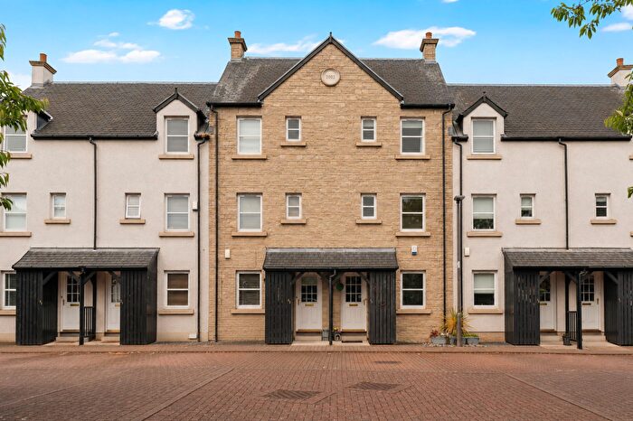 3 Bedroom Terraced House For Sale In Eskbank Court, Eskbank, EH22