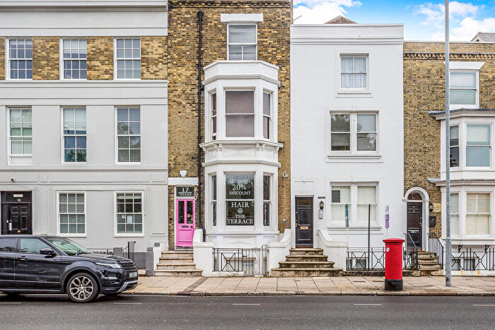 1 Bedroom Flat To Rent In Hampshire Terrace, Portsmouth, PO1