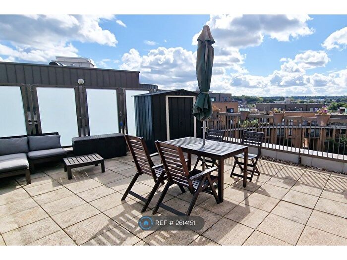 1 Bedroom Flat To Rent In Whitestone Way, Croydon, CR0