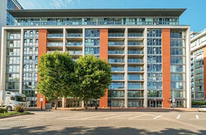 1 Bedroom Flat For Sale In Western Gateway, London, E16