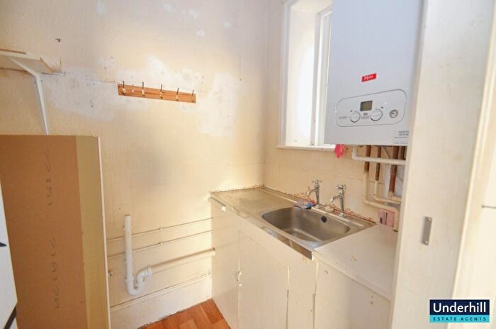 1 Bedroom Flat For Sale In Flat, West Cliff, Dawlish, EX7