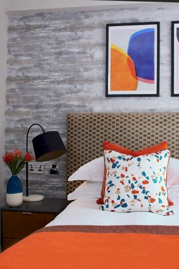 3 Bedroom Flat To Rent In Cheval Place, Knightsbridge, London, SW7