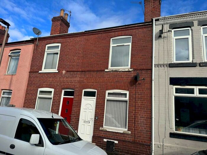 2 Bedroom End Of Terrace House To Rent In St Johns Road, Balby, Doncaster, DN4