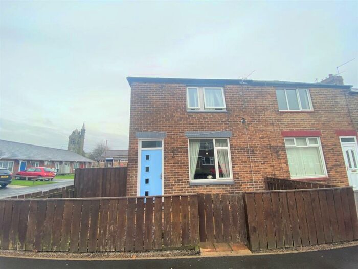 3 Bedroom Terraced House To Rent In Hawthorn Terrace, Consett, DH8