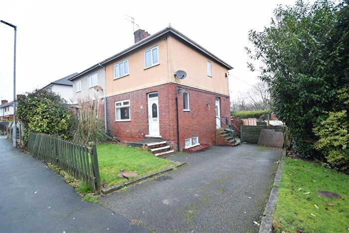 3 Bedroom Semi Detached House To Rent In The Avenue, Wakefield, WF1