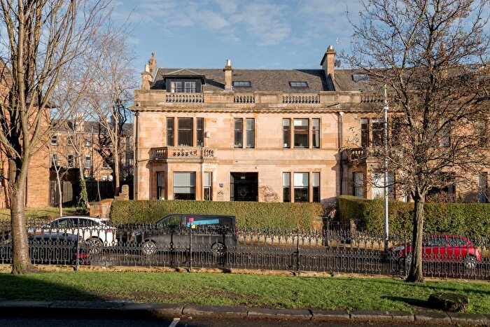 3 Bedroom Flat For Sale In Crown Road North, Dowanhill, G12