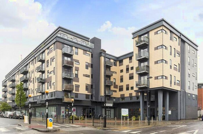 Garage / Parking To Rent In King's Quarter, N1