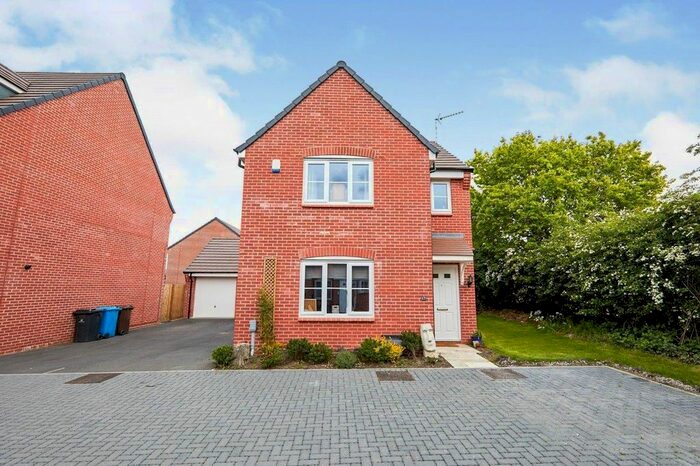 3 Bedroom Property To Rent In Hartcliffe Close, Oakwood, Derby DE21