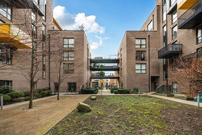 2 Bedroom Flat For Sale In Limasol Street, London, SE16