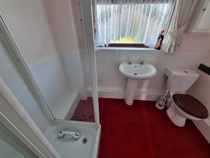 2 Bedroom Detached Bungalow For Sale In Noel Close, Hopton-on-Sea, NR31