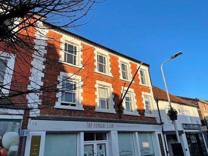 2 Bedroom Apartment To Rent In Newton Mews, Hungerford, Berkshire, RG17