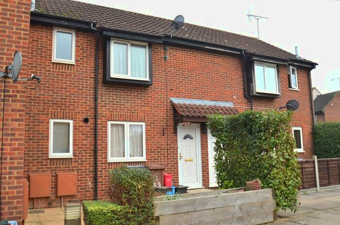 1 Bedroom Maisonette To Rent In Carters Close, Stevenage, SG2
