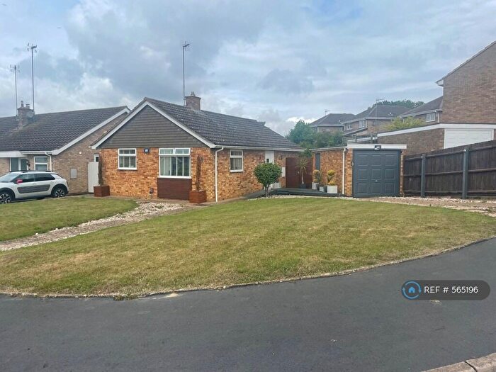 2 Bedroom Bungalow To Rent In Milverton Crescent, Northampton, NN3