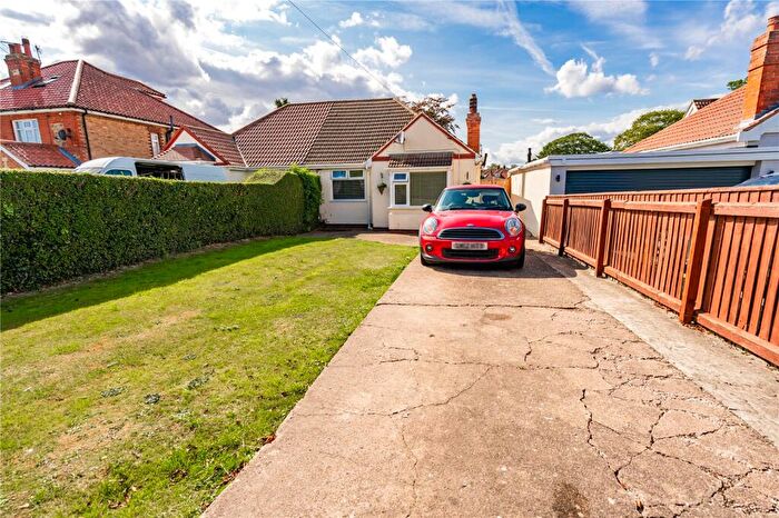 3 Bedroom Bungalow For Sale In Tetney Road, Humberston, Grimsby, Lincolnshire, DN36