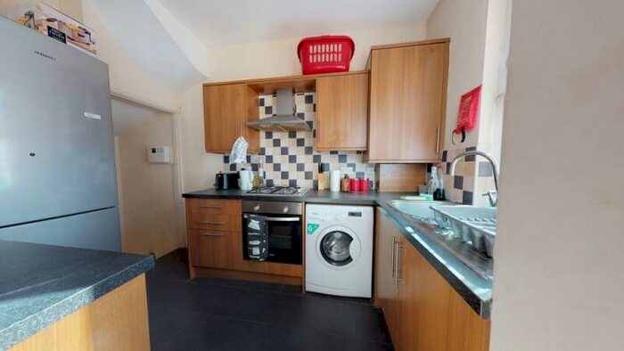 4 Bedroom Terraced House To Rent In Mayville Street, Hyde Park, Leeds, LS6