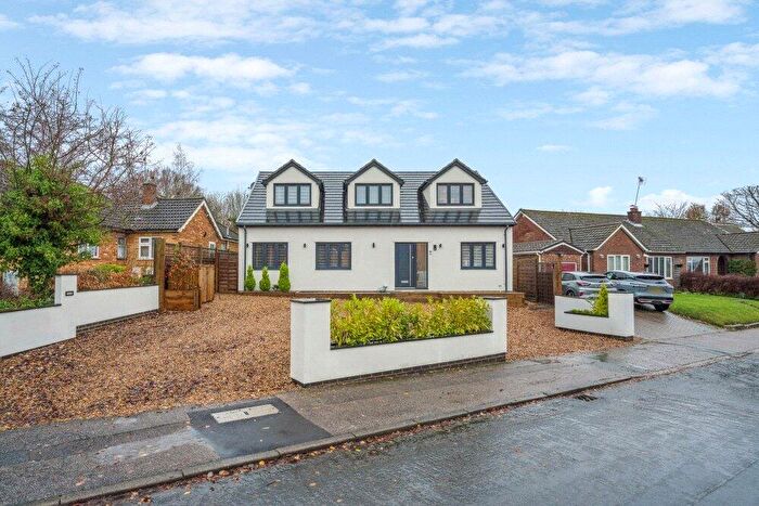 5 Bedroom Detached House For Sale In Gilbert Way, Berkhamsted, Hertfordshire, HP4