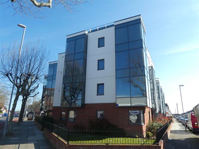 1 Bedroom Penthouse To Rent In Penthouse Arabella Court, London Road, North End, Portsmouth, Hampshire, PO2