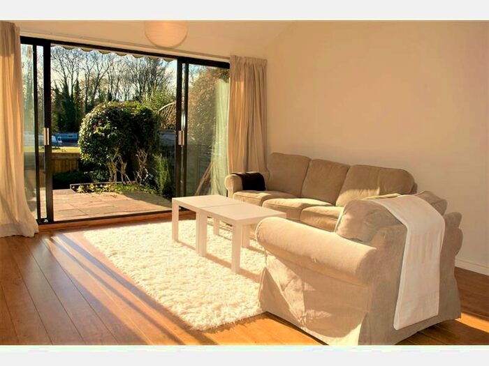 4 Bedroom Terraced House To Rent In Cardinal Close, Caversham, Reading, RG4