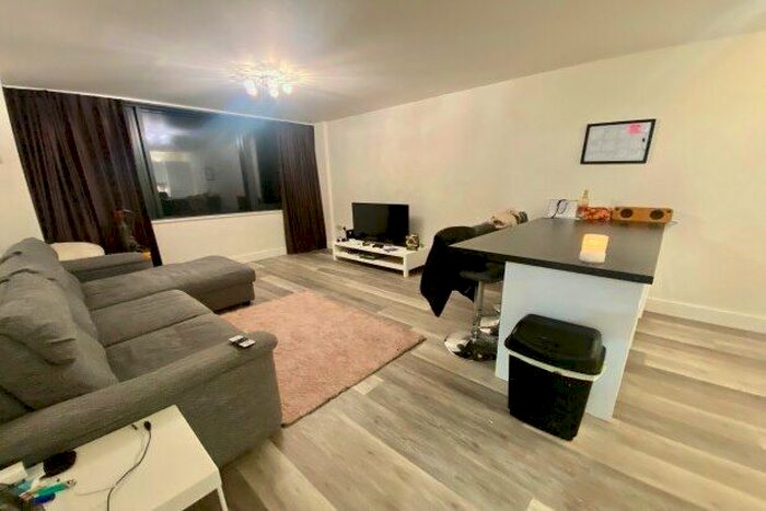 2 Bedroom Flat To Rent In Prince Of Wales Road, Norwich NR1