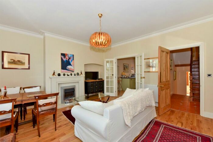 2 Bedroom Apartment To Rent In South Parade, Oxford, OX2