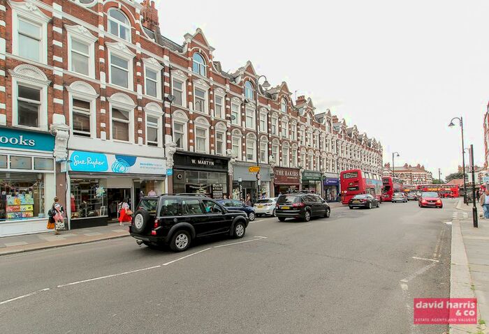 2 Bedroom Flat To Rent In Avenue Mews, Muswell Hill N10