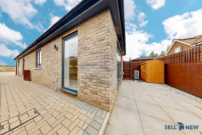 1 Bedroom Detached Bungalow For Sale In Open Plan, Low Maintenance, No Chain, Earls Close, Clifton, Bedfordshire, SG17