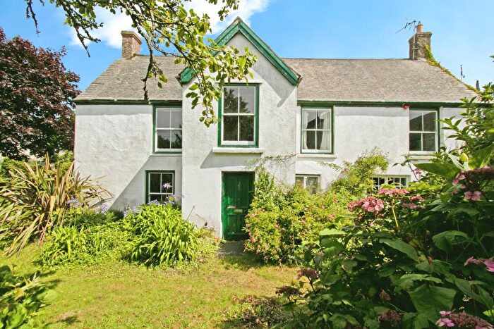 4 Bedroom Detached House For Sale In Churchtown, Helston, TR12