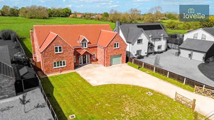 5 Bedroom Detached House For Sale In Middlesykes Lane, Grimoldby, LN11