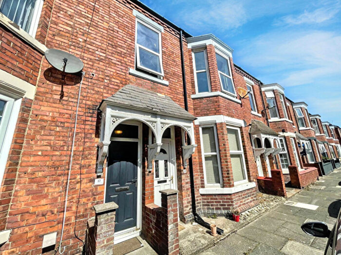 3 Bedroom Flat To Rent In Coleridge Avenue, Westoe, South Shields, Tyne And Wear, NE33