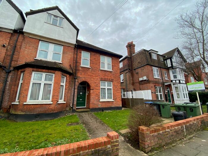 Studio To Rent In Highland Road, Bromley, BR1