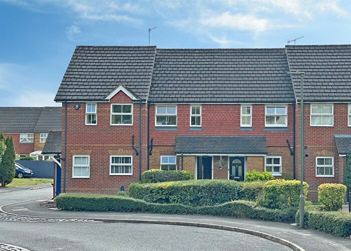 2 Bedroom Terraced House For Sale In Shire Place, Redhill, RH1