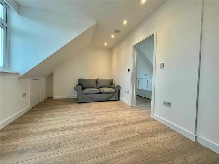 1 Bedroom Flat To Rent In Blenheim Road, North Harrow, Harrow, HA2