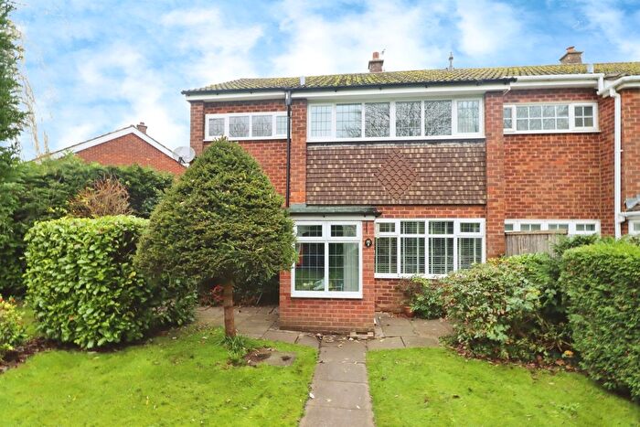 3 Bedroom End Of Terrace House For Sale In Birmingham Road, Meriden, Coventry, CV7
