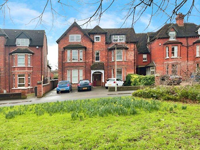 Studio To Rent In Lansdowne Road – Studio, MK40