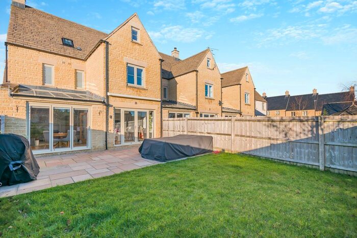 4 Bedroom End Of Terrace House For Sale In Rixon Road, Northleach, Cheltenham, Gloucestershire, GL54