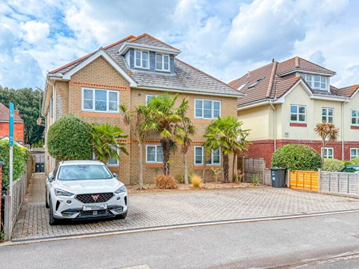 2 Bedroom Apartment To Rent In Southwood Avenue, Southbourne, Bournemouth, BH6