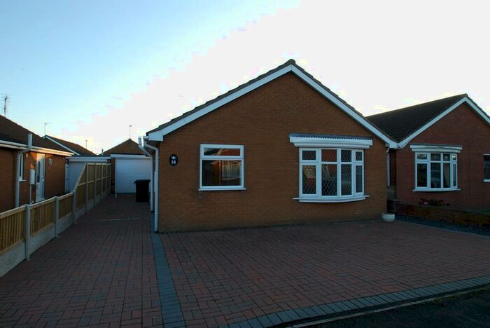 3 Bedroom Bungalow To Rent In St Vincent Close, Skegness, PE25