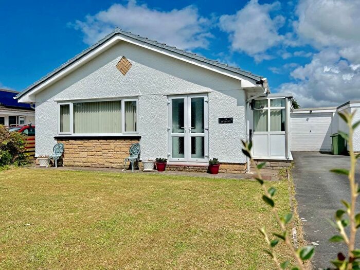 3 Bedroom Semi-Detached Bungalow For Sale In Ger Y Llan, Penrhyncoch, Aberystwyth, SY23