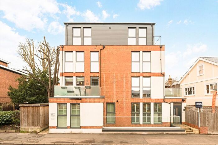 2 Bedroom Flat For Sale In Worple Road, Wimbledon, SW19