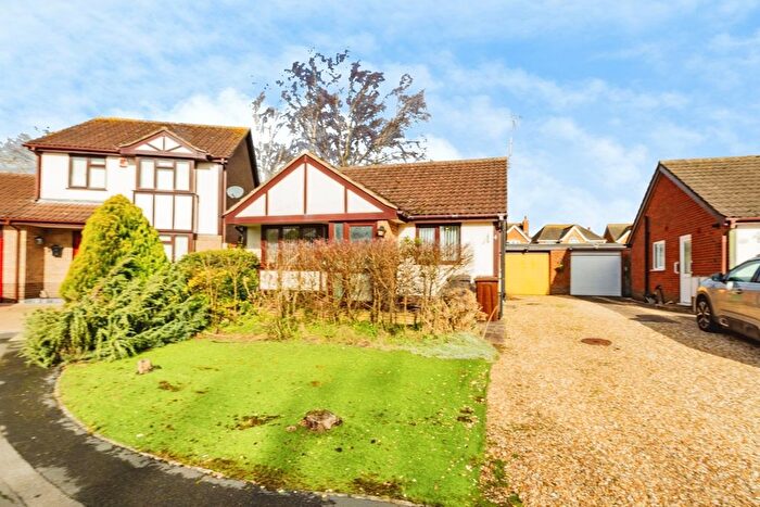 2 Bedroom Detached Bungalow For Sale In Blyton Grove, Lincoln, LN6