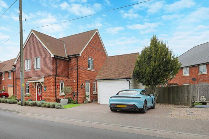 4 Bedroom Detached House For Sale In Beacon Lane, Woodnesborough, Sandwich, Kent, CT13