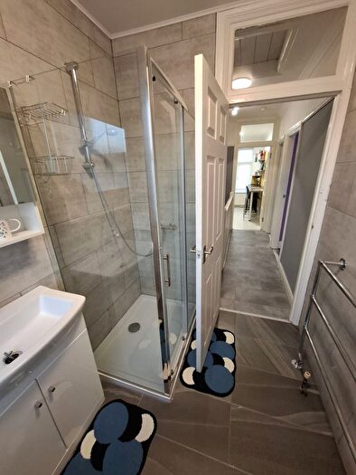 1 Bedroom Flat To Rent In Upper Elmers End Road, Beckenham, BR3